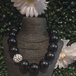 Elegant Black Beaded Necklace with Silver Accent